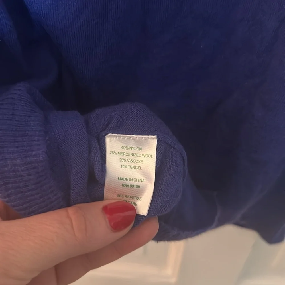 Lilly Pulitzer sweater - Picture 4 of 4